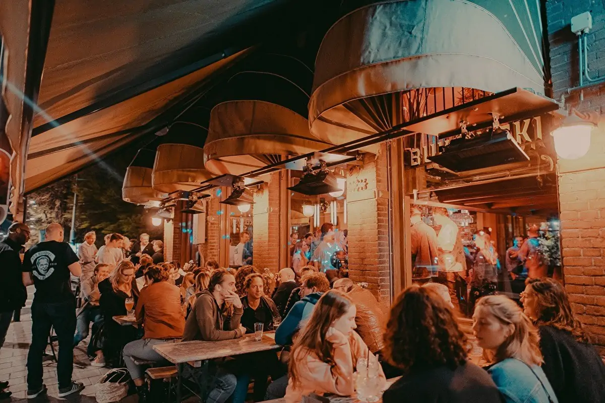 Oost, een selectie van fijne plekken rondom de Indische buurt